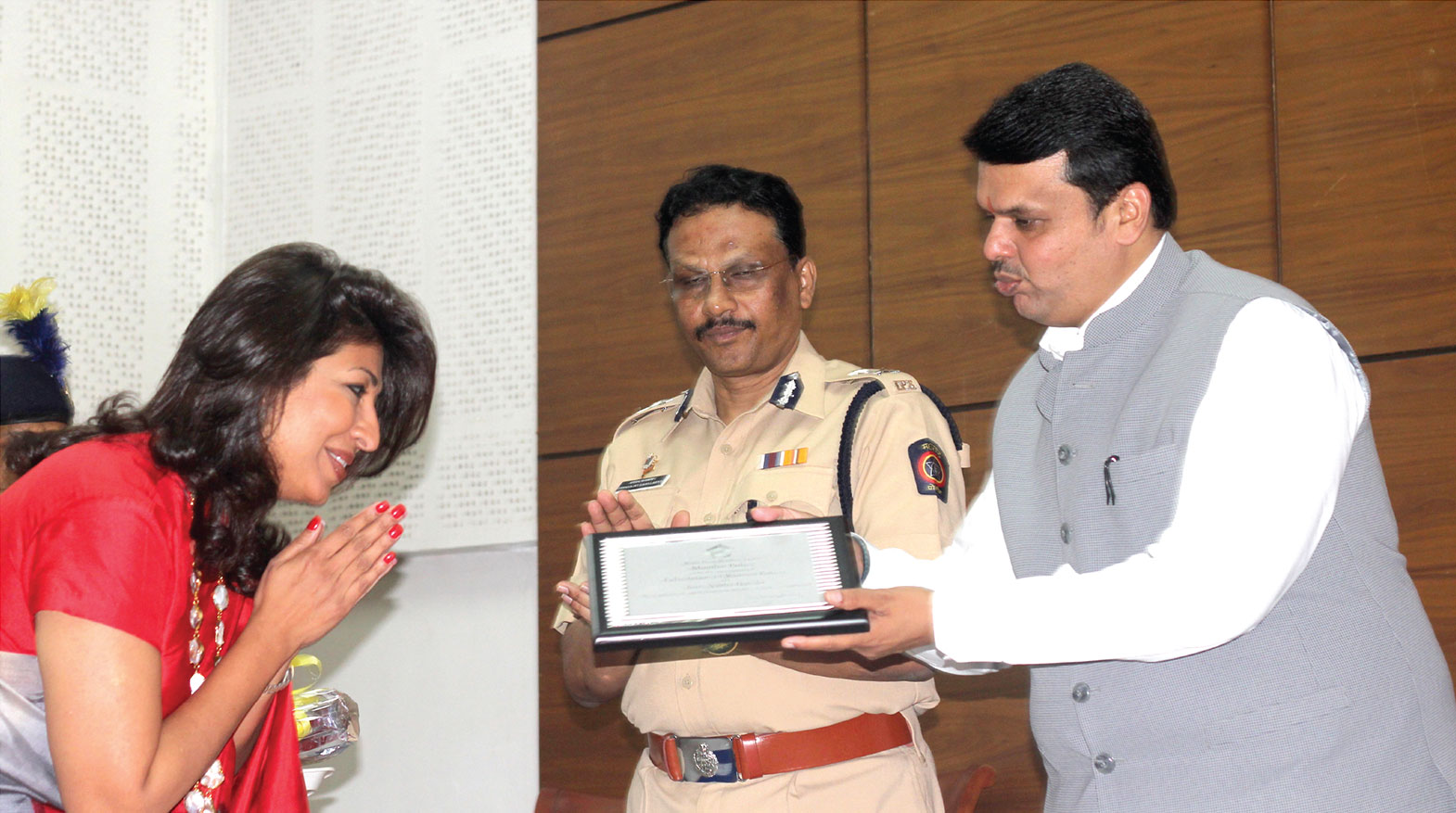 POLICY MAKERS FELICITATE MAKERS OF ‘DAUGHTERS OF MOTHER INDIA’